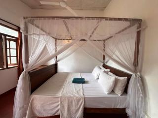 Bamboo Garden Inn - 4