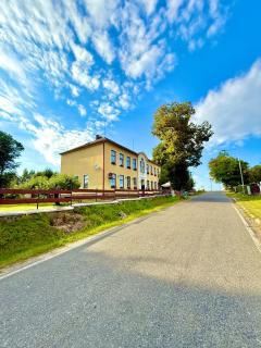 Restaurace a Hotel U Šimáka Radostín - 0
