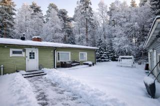 Lumi & Luonto - Entire 100 sqm 3-BR house with private wood fired sauna - 9