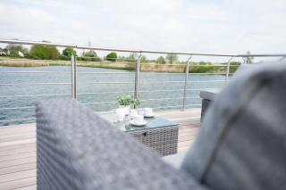 Hausboot Kajüte am Nixensteg Am Wangermeer mit Hund - 3