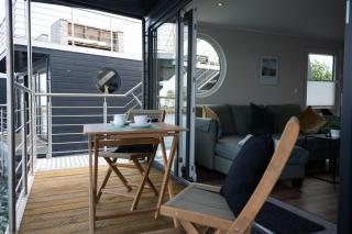 Hausboot Kajüte am Nixensteg Am Wangermeer mit Hund - 1