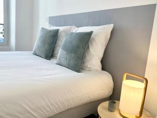 L'AUTHENTIQUE - Moderne - Central - 9