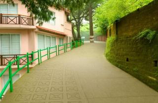 Cedar Woods - A Boutique Resort In House Parking - 1