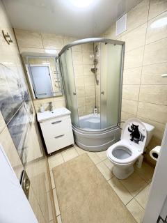 Однокомнатная студия, Соборности 42 - 2