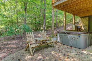 Private Hot Tub and Home Theater Ranger Log Cabin! - Ranger - 4