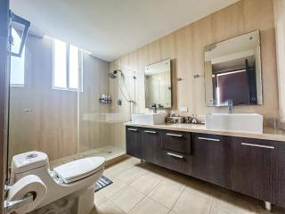 Playa Blanca 3BR w Lagoon View and Huge Balcony - 7