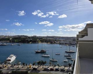 Stylish Sea-View Penthouse in the Heart of Sliema - 4