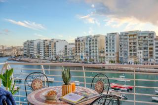 Seafront apartment in picturesque Spinola Bay - 5