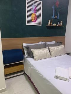 Casa 396 Angra Dos Reis Vista para o Mar, Wi-Fi, Ar, 15min do centro da cidade e Perto da Praia do Pontal ideal para grupos que vai de família, amigos ou casal, estacionamento no local privado - 3