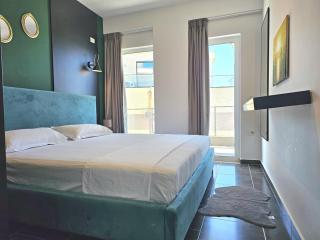 Christine Sunny Corne 004 - 5