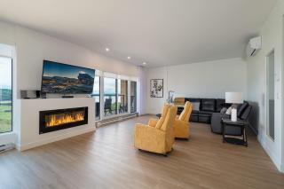 302 - Full View - See Look Admire - Pool & Gym - 1