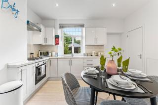 The Bakewell Haven- Hot tub - Pets - Sleeps 7 - 2