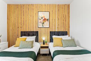 Luxury Bakewell Getaway - Hot Tub & Sleeps 7 - 5
