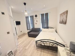 The Forest Residence - London - 8