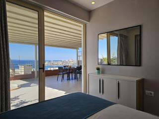 Deep Blue Penthouse 111 - 4