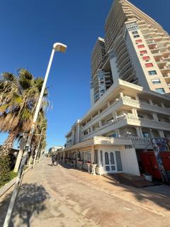 Durres Beachfront Lions Gate 1 - 2