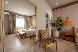 New* 3BR Loft | Pool | Patio | 2 mins to Beach - 5