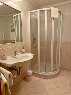 Luxury Chalet at the Foot of the Dolomites by the Castle - 6