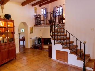 Les Alouettes Hikers, Bikers and Wine Lovers Paradise - 3