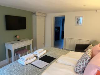 The Art Studio - Bath - 3