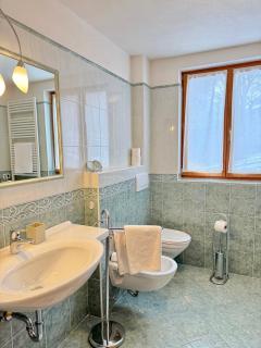 Luxury Chalet at the Foot of the Dolomites by the Castle - 9