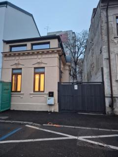 Charming Villa in the Heart of Bucharest - 9