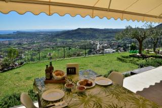 Bright flat over the hills of Lake Garda - 0