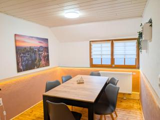 HW13-Urlaubsmagie - für bis zu 10P - Gemeinschaftsgarten mit Sauna & Pool - 2