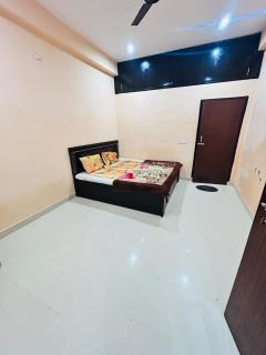 Shri Bala Ji Guest House - 5