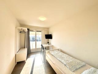 Monteurzimmer - Worker's accommodation - ZIMMERzuVERMIETEN in Deitingen Neumatt - 2