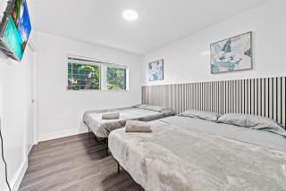 Casa Sol - 4 Bedroom 2 Bath - 7 beds - Affordable Stays For Large Groups - 8