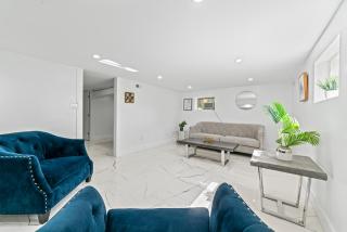 Casa Sol - 4 Bedroom 2 Bath - 7 beds - Affordable Stays For Large Groups - 3