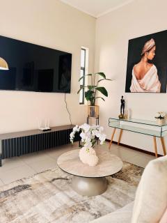 2 Bed in Spectacular Golf Estate - 8