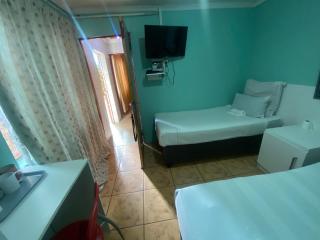 Siphe Bed and Breakfast - 5