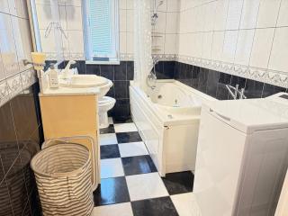 Cozy central spot - 5