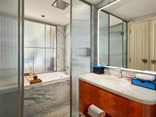 Mövenpick Hotel Hanoi Centre - 1