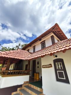 Aadhya Homestay 4BHK - 0