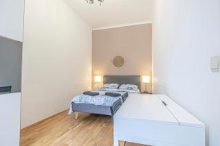Comfortable 2BR Apt Next to Vienna Vibrant Center - 5