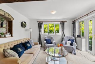 Peak District Break in Cottage with Great Views - 3