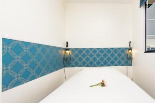 Vue mer port de garavan - 8