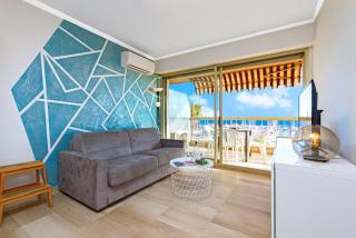 Vue mer port de garavan - 9