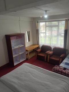 Travellers homestay - 0