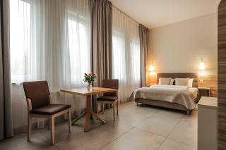 Poznań West Hotel - Airport - 8