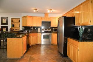 Villa Neon Nights - 7