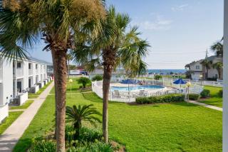 Tradewinds Condominium #24 - 0