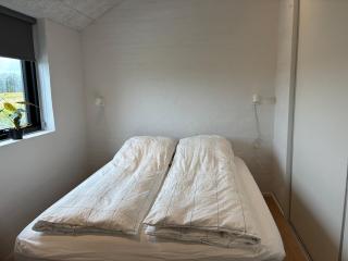 Luxury cottage close to the beach - 8