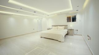 فيلا راقيه في قلب الرياض - 4