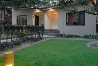 Evergreen Hotel & Resort - Rāmnagar - 1