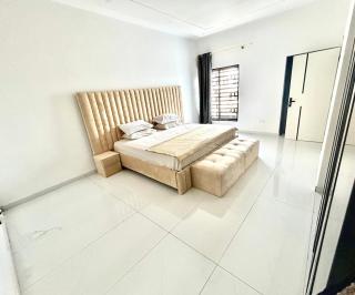 Luxury 3 Bedroom House in East Legon Hills - 4