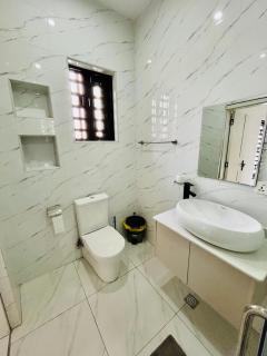 Luxury 3 Bedroom House in East Legon Hills - 3